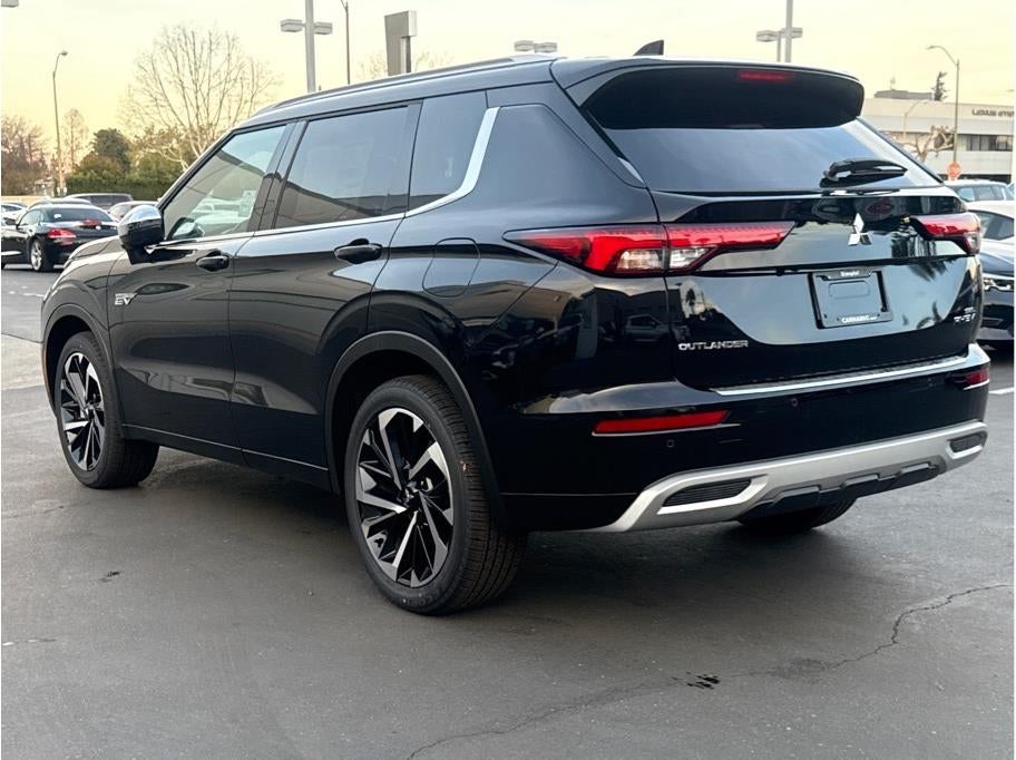 2025 Mitsubishi Outlander PHEV SEL