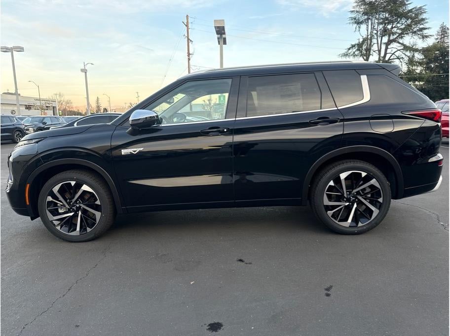 2025 Mitsubishi Outlander PHEV SEL