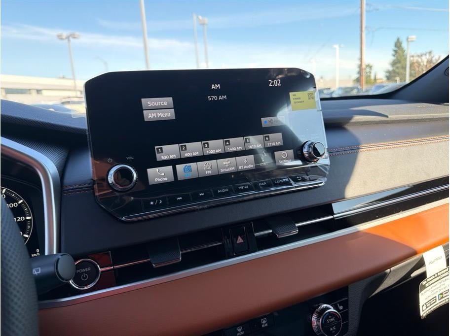 2025 Mitsubishi Outlander PHEV SEL Premium Package