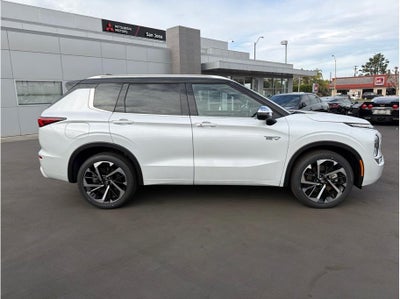 2025 Mitsubishi Outlander PHEV SEL Premium Package