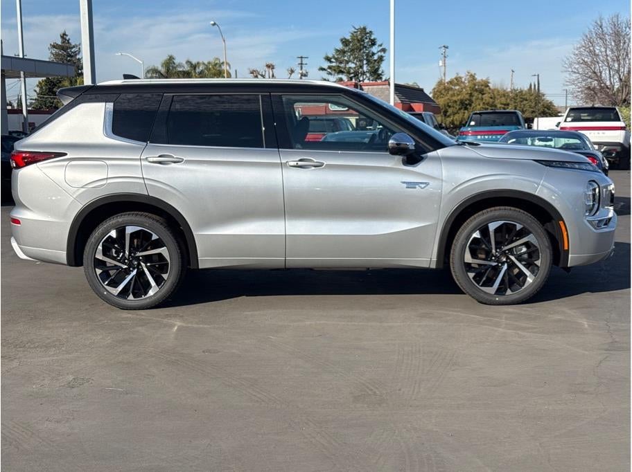 2025 Mitsubishi Outlander PHEV SEL Premium Package