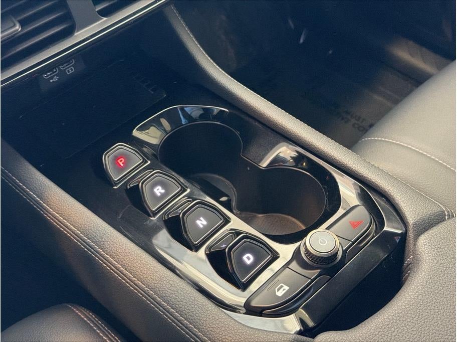 2024 VINFAST VF 8 Eco Sport Utility 4D