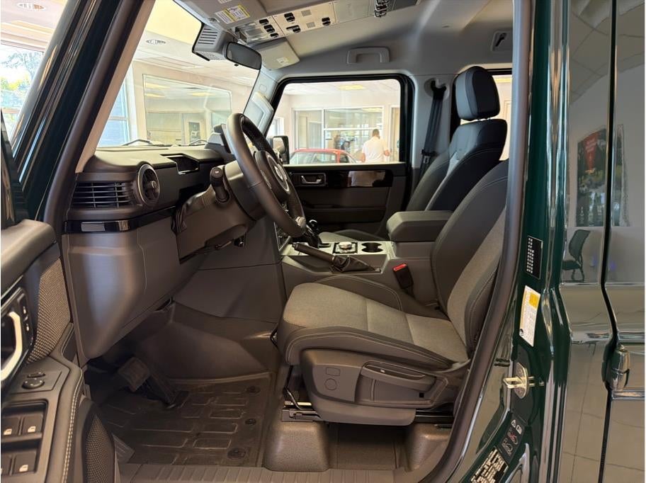 2025 INEOS Grenadier Station Wagon Sport Utility 4D