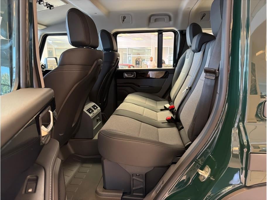 2025 INEOS Grenadier Station Wagon Sport Utility 4D