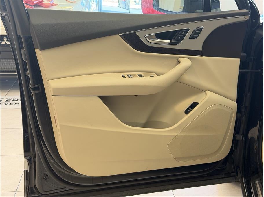 2019 Audi Q7 45 TFSI Premium Sport Utility 4D