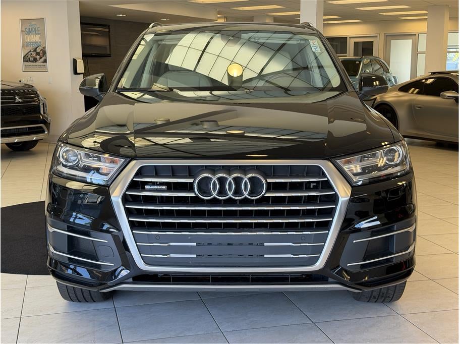 2019 Audi Q7 45 TFSI Premium Sport Utility 4D