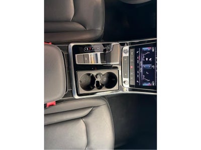 2025 Audi Q8 55 TFSI Premium Sport Utility 4D