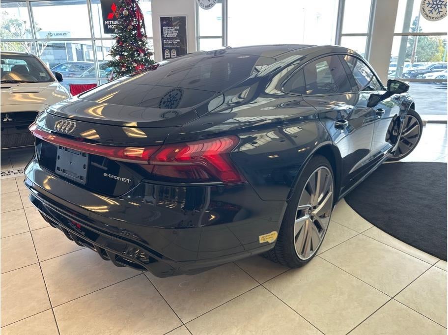 2022 Audi e-tron GT Prestige Sedan 4D