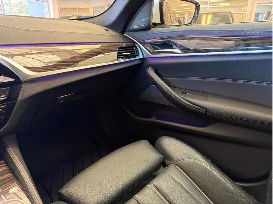 2021 BMW 5 Series 540i Sedan 4D
