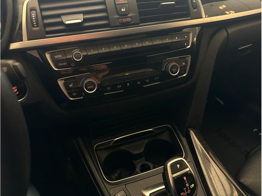 2017 BMW 3 Series 328d xDrive Sedan 4D