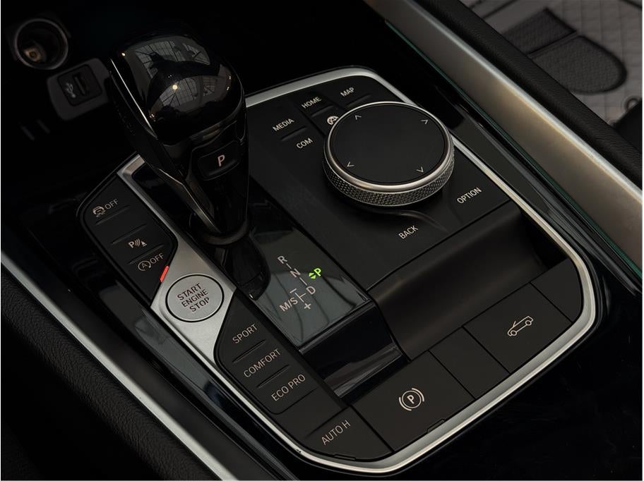 2022 BMW Z4 sDrive 30i Roadster 2D