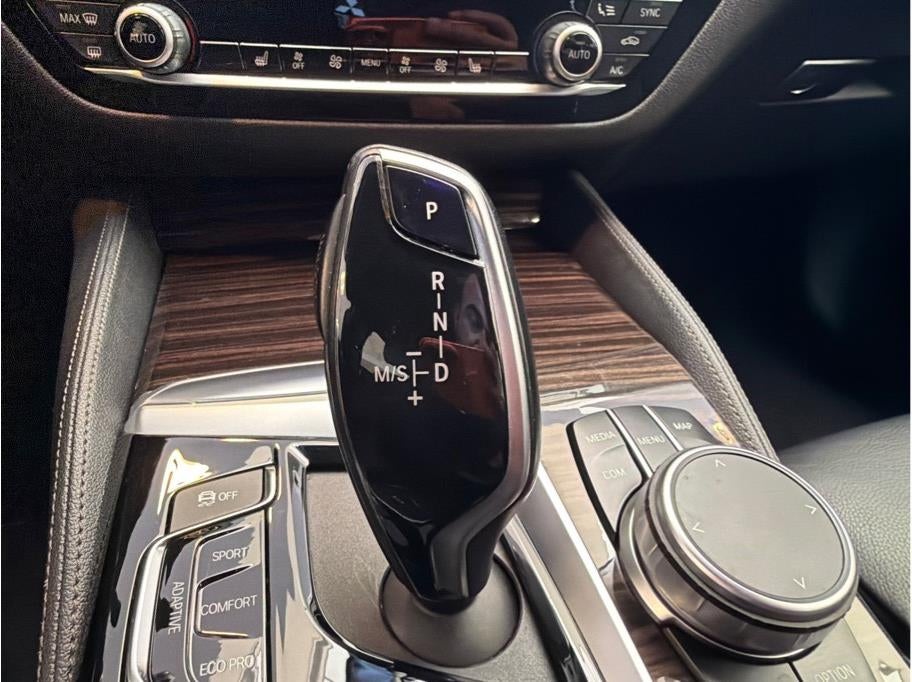 2020 BMW 5 Series M550i xDrive Sedan 4D