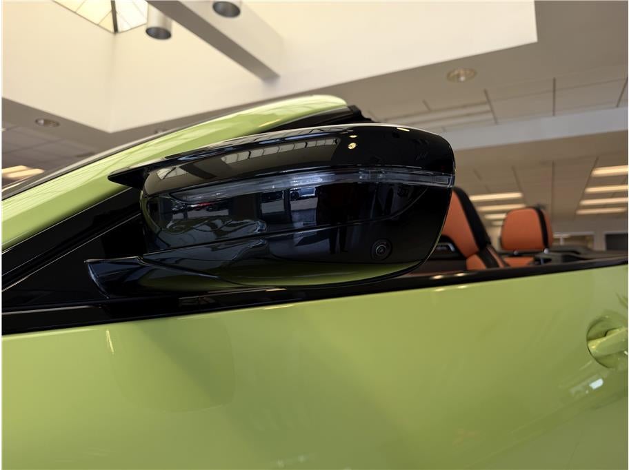 2022 BMW M4 Competition xDrive Convertible Coupe 2D