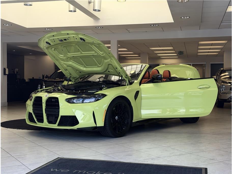 2022 BMW M4 Competition xDrive Convertible Coupe 2D