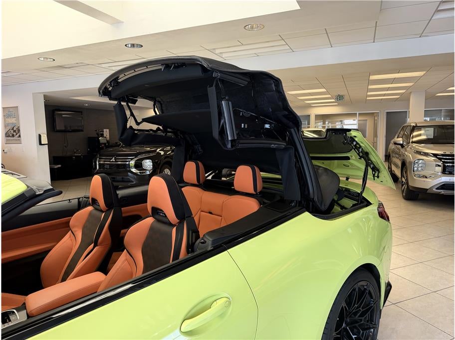 2022 BMW M4 Competition xDrive Convertible Coupe 2D