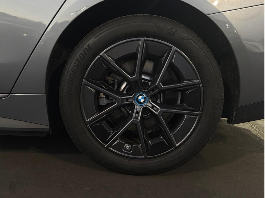 2023 BMW i4 eDrive35 Coupe 4D