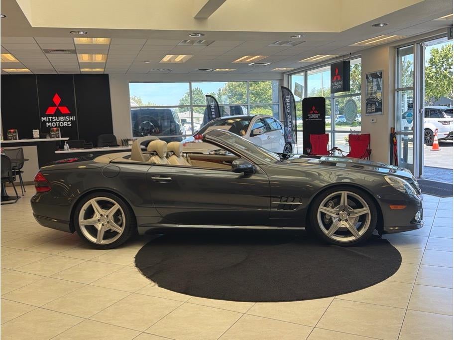 2009 Mercedes-Benz SL-Class SL 550 Roadster 2D