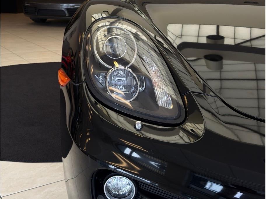 2016 Porsche Cayman Coupe 2D