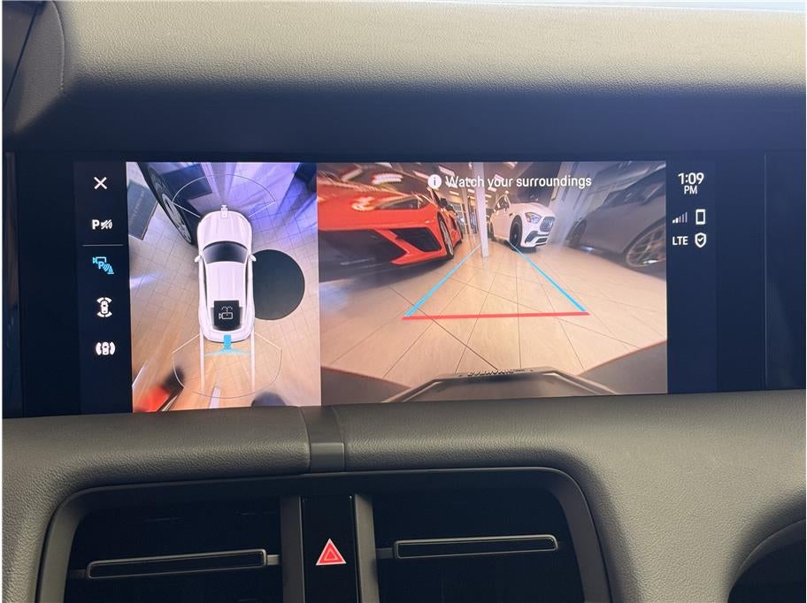 2022 Porsche Taycan Sedan 4D