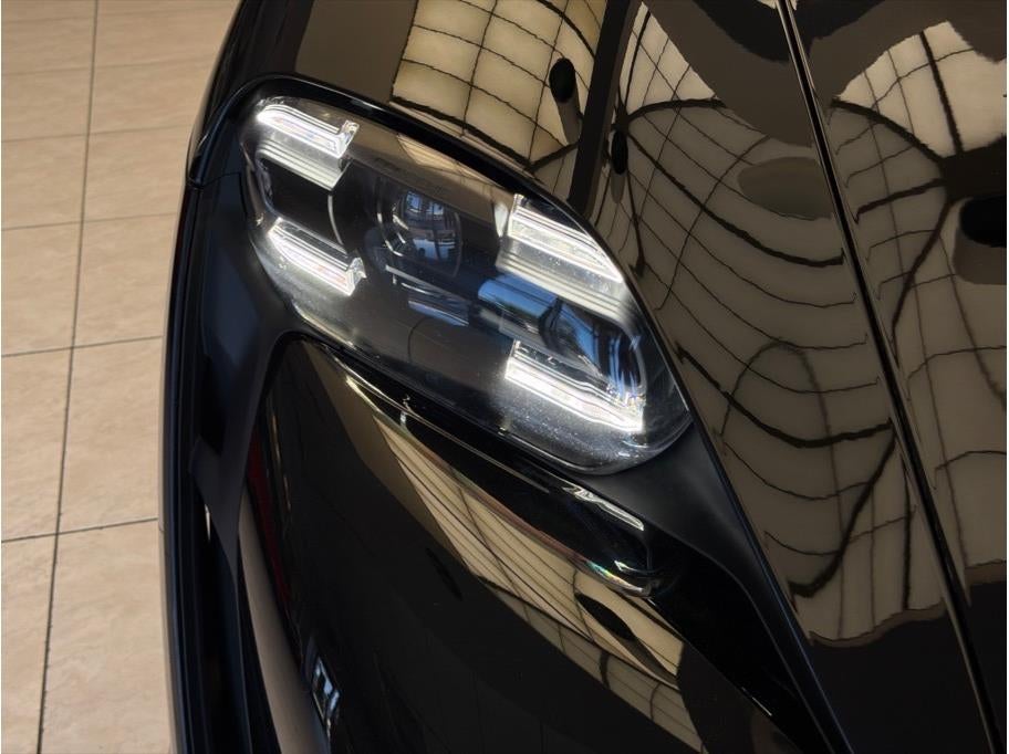 2023 Porsche Taycan Sedan 4D