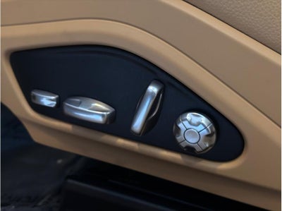 2019 Porsche Panamera 4 E-Hybrid Sedan 4D