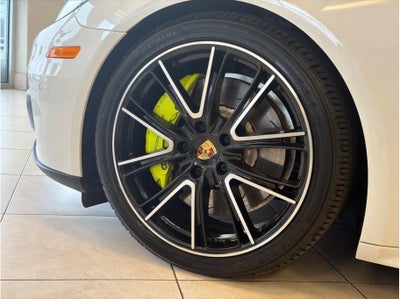 2019 Porsche Panamera 4 E-Hybrid Sedan 4D