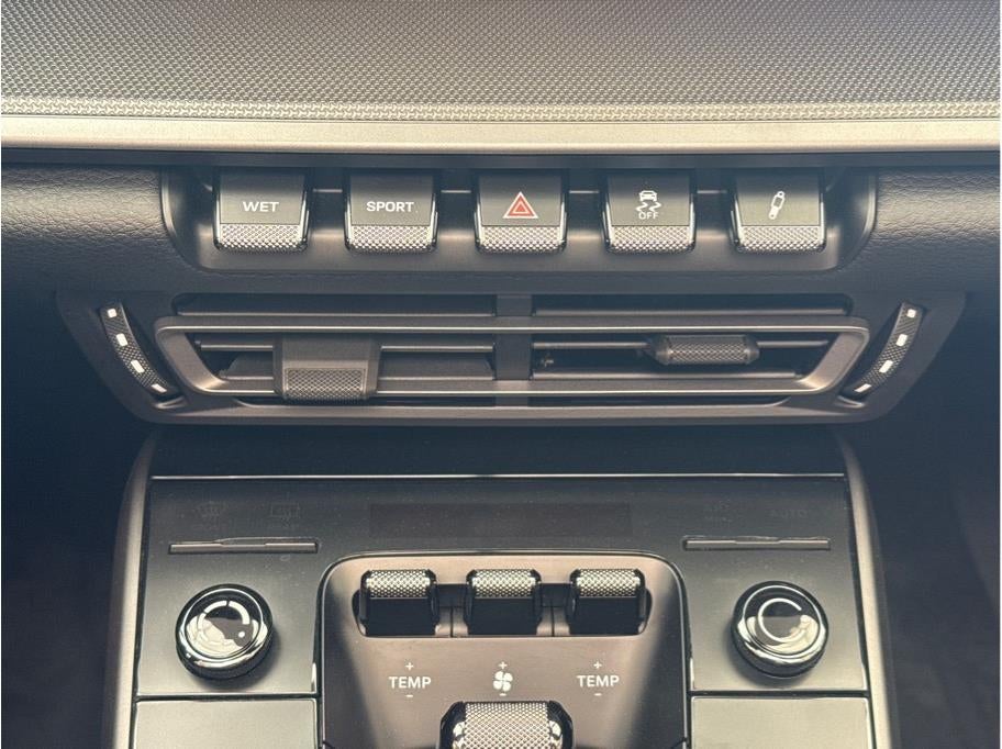 2024 Porsche 911 Targa 4S Coupe 2D