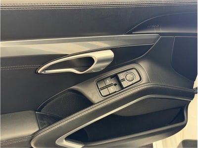 2019 Porsche 718 Boxster Roadster 2D