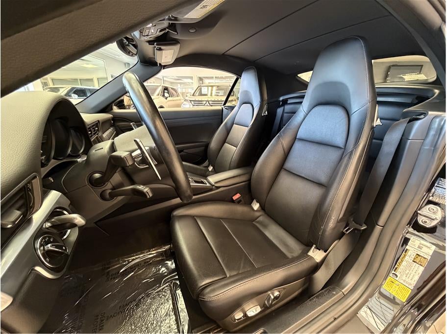 2014 Porsche 911 Carrera Cabriolet 2D