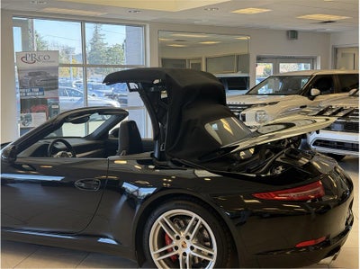 2014 Porsche 911 Carrera Cabriolet 2D