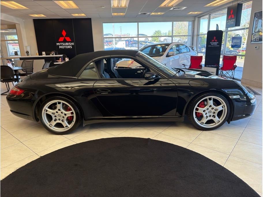 2005 Porsche 911 Carrera S Cabriolet 2D