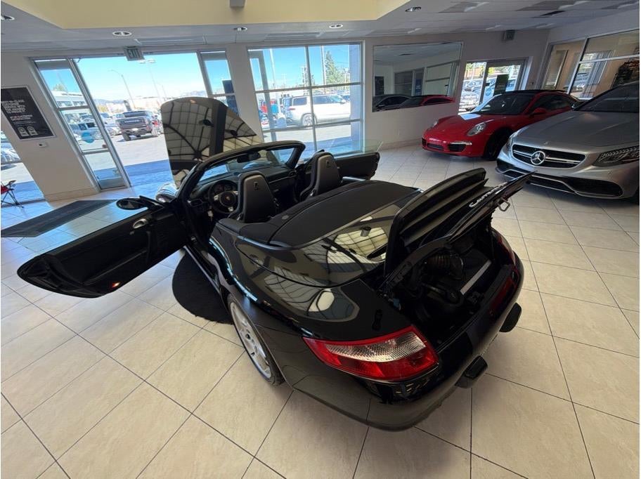 2005 Porsche 911 Carrera S Cabriolet 2D