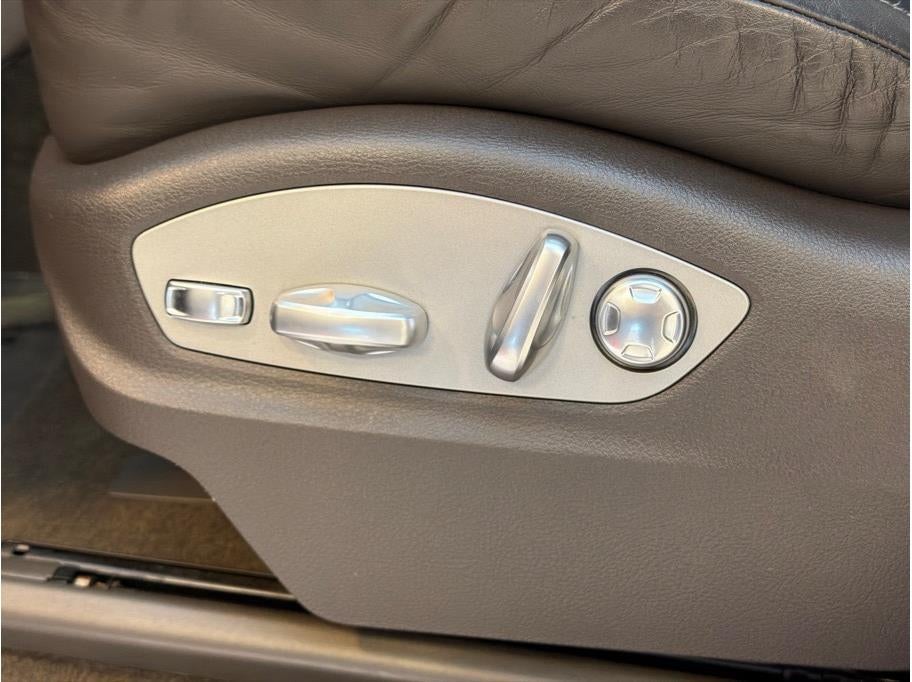 2017 Porsche Cayenne Platinum Edition Sport Utility 4D