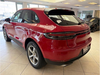 2019 Porsche Macan Sport Utility 4D