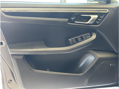 2018 Porsche Macan Sport Edition Sport Utility 4D