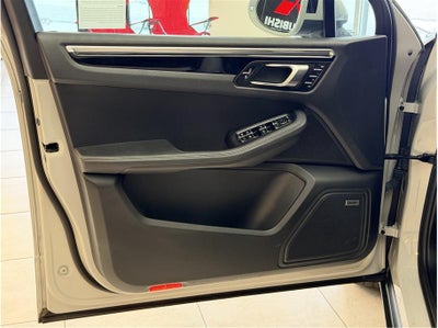 2021 Porsche Macan S Sport Utility 4D