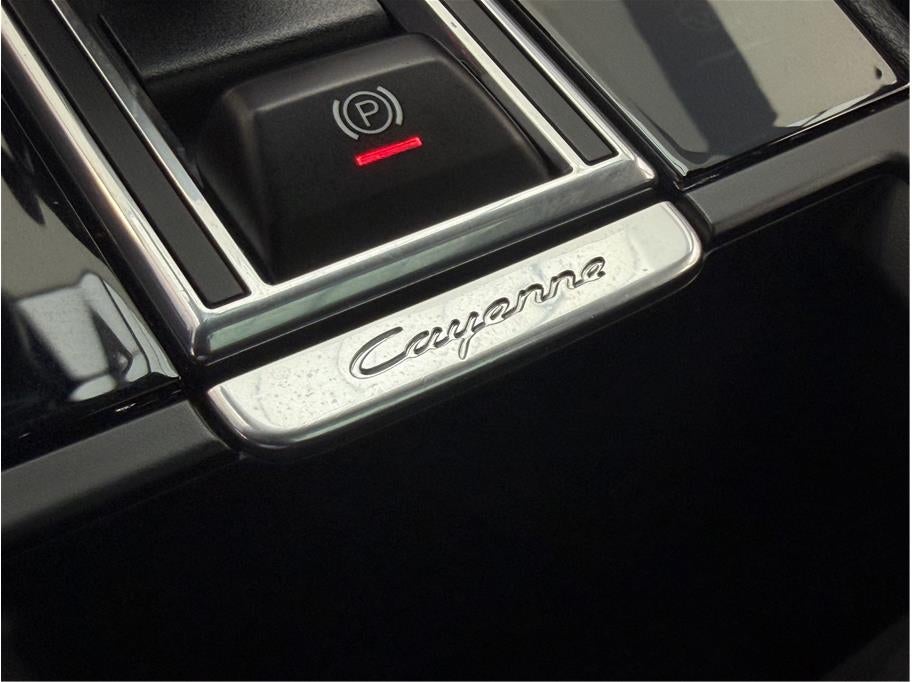 2021 Porsche Cayenne S Sport Utility 4D