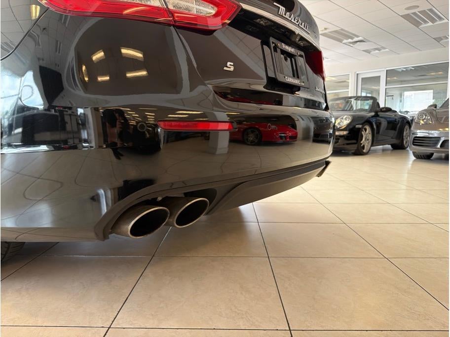 2018 Maserati Quattroporte S Sedan 4D