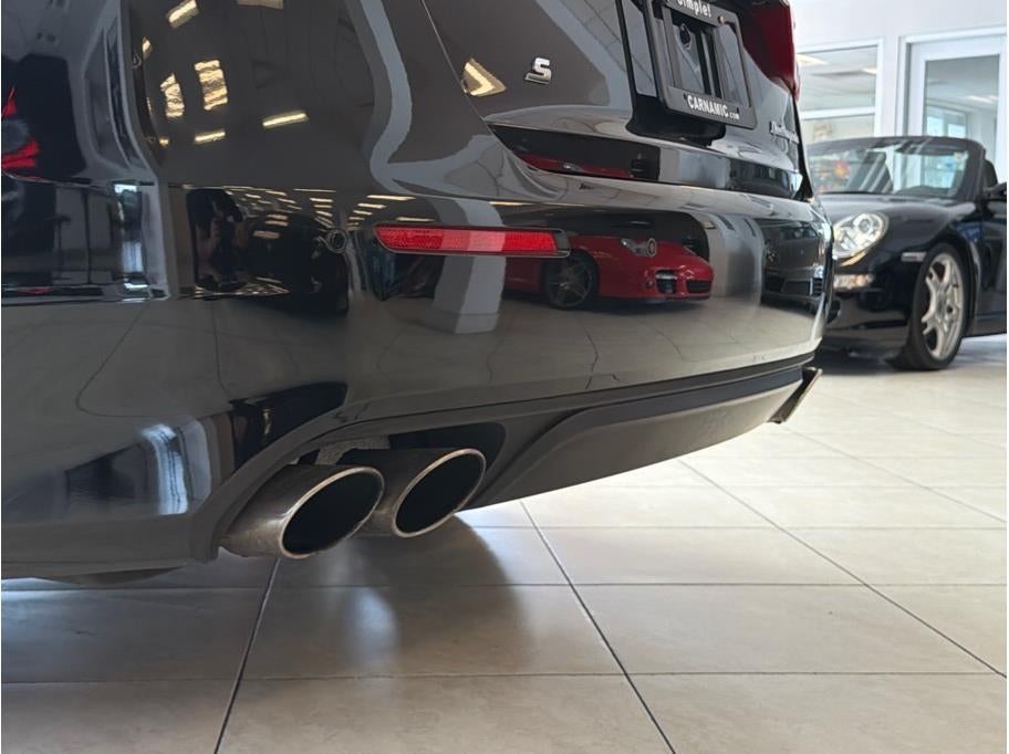 2018 Maserati Quattroporte S Sedan 4D