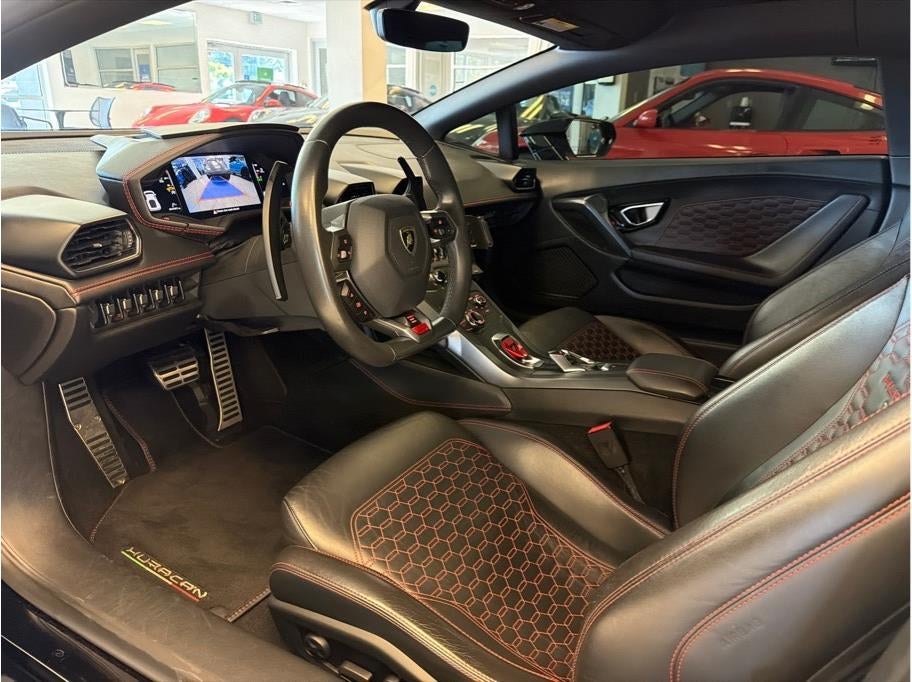 2019 Lamborghini Huracan RWD Coupe 2D