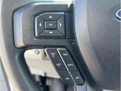 2023 Ford E450 Super Duty Cutaway Cutaway Van 2D