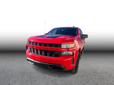 2021 Chevrolet Silverado 1500 Crew Cab Custom Pickup 4D 5 3/4 ft