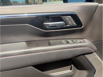 2025 Chevrolet Suburban RST Sport Utility 4D