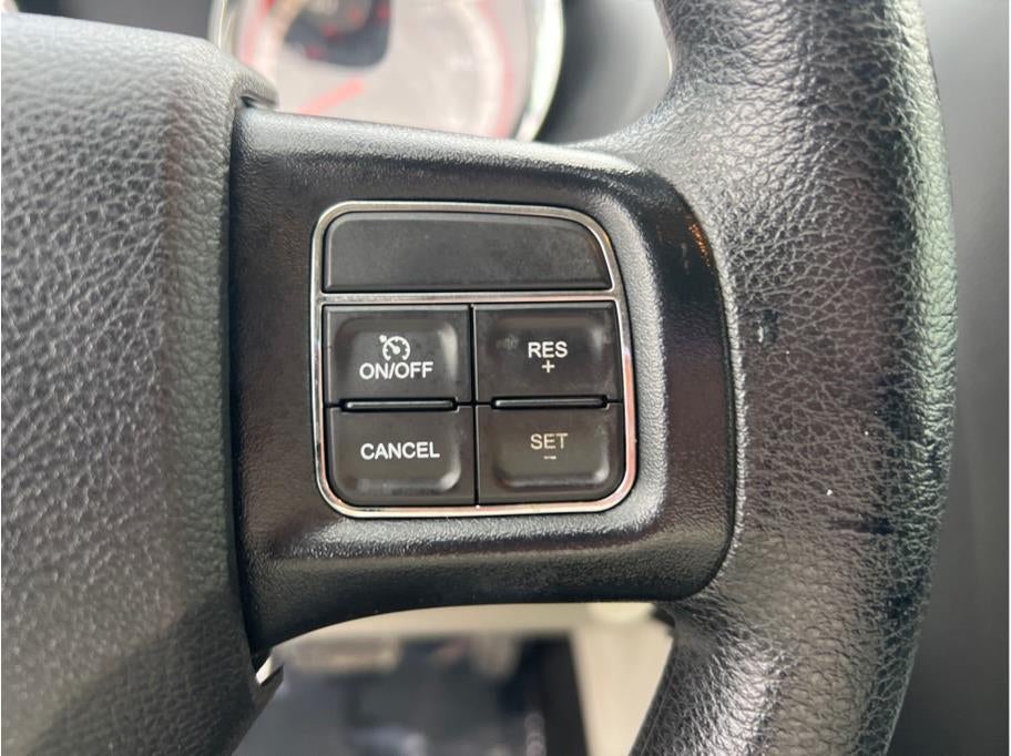 2018 Dodge Grand Caravan Passenger SE Minivan 4D