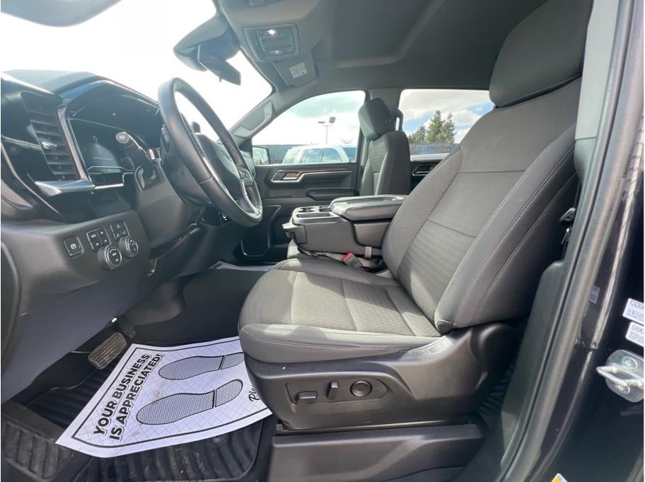 2024 Chevrolet Silverado 1500 Crew Cab RST Pickup 4D 5 3/4 ft