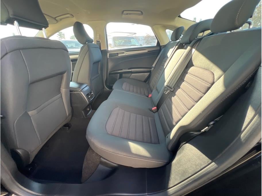 2019 Ford Fusion SE Hybrid Sedan 4D