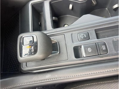 2024 Nissan Pathfinder S Sport Utility 4D