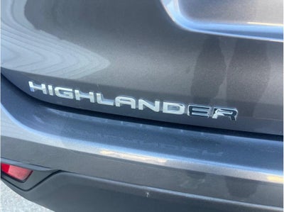 2022 Toyota Highlander L Sport Utility 4D