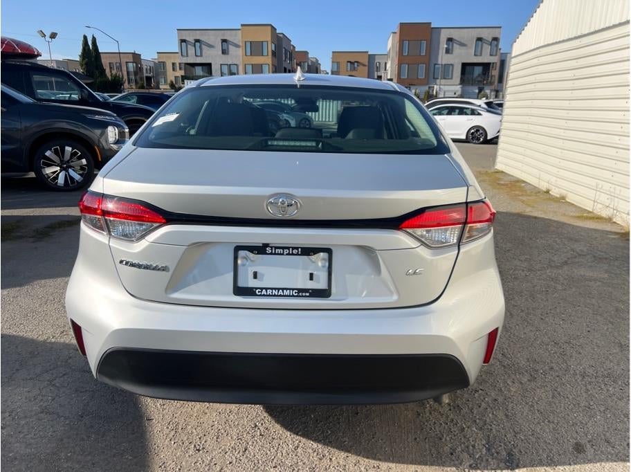2024 Toyota Corolla LE Sedan 4D