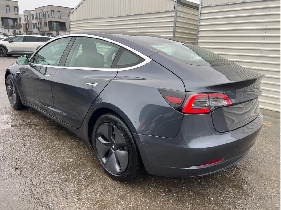 2018 Tesla Model 3 Long Range Sedan 4D